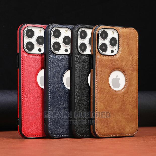 iPhone 12 Pro Max Vegan Leather Case · Photo 2