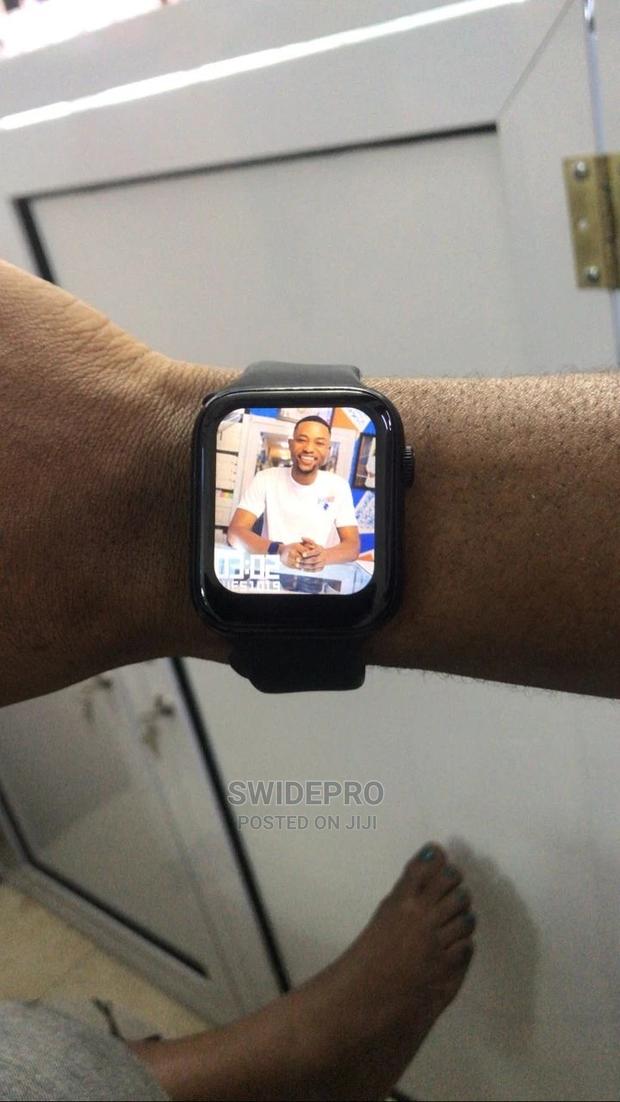 Iwatch Smart Watch T500 + Available · Photo 5