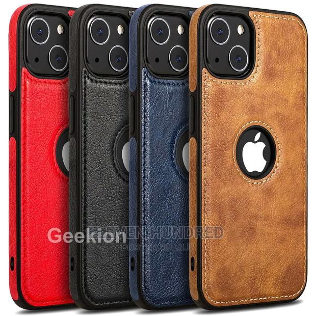 iPhone 13 Vegan Leather Case · Photo 1