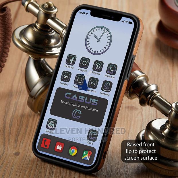 Apple iPhone Xr Vegan Leather Case · Photo 2