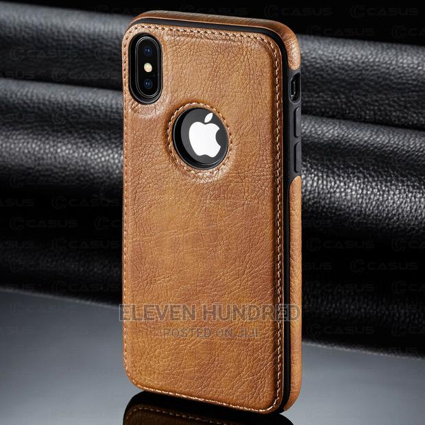 Apple iPhone Xr Vegan Leather Case · Photo 3