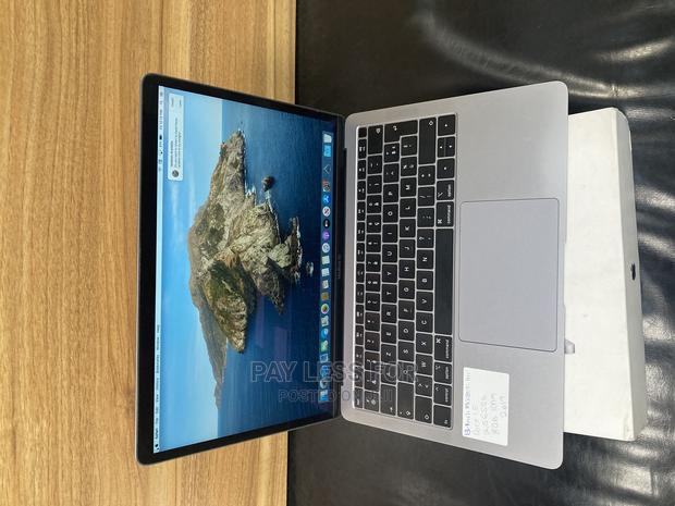 Laptop Apple MacBook Air 8GB Intel Core I5 SSD 256GB · Photo 2