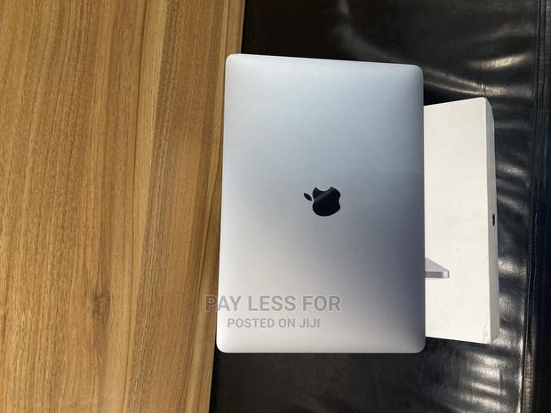 Laptop Apple MacBook Air 8GB Intel Core I5 SSD 256GB · Photo 4