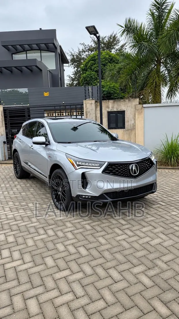 Acura RDX 2022 Silver · Photo 1