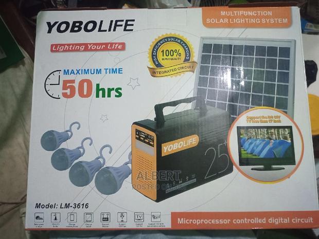 Solar Light Bluetooth/Radio · Photo 1