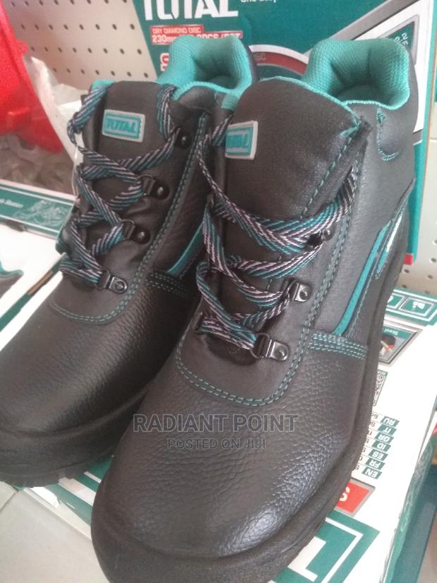 Total Safety Boots · Photo 1
