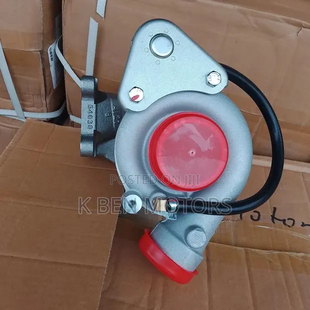 Toyota HiAce 2LT Turbocharger · Photo 1
