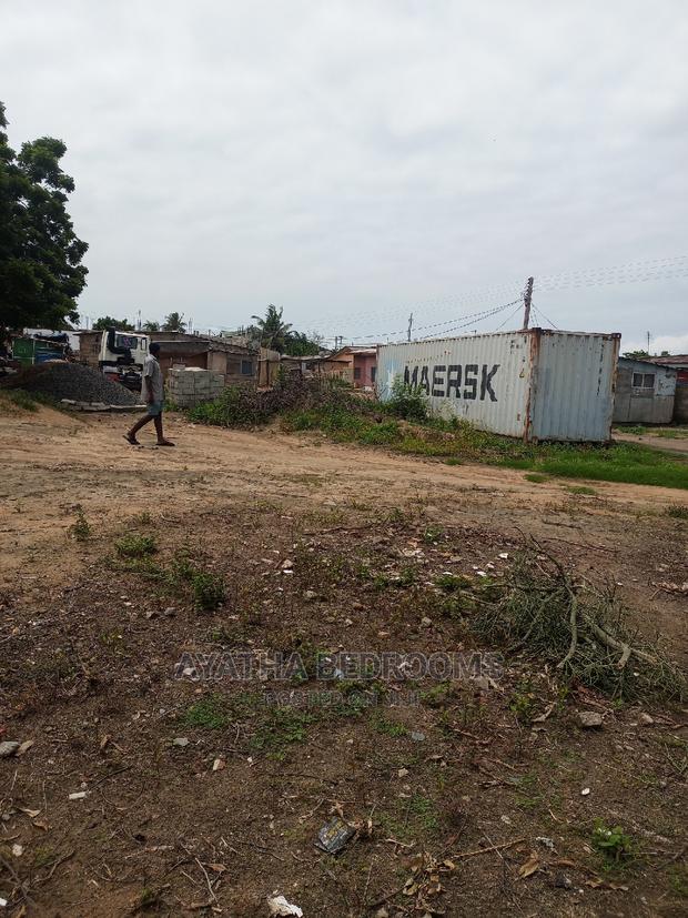 Full Plot of Land for Sale at Teshie First Junction · Photo 5