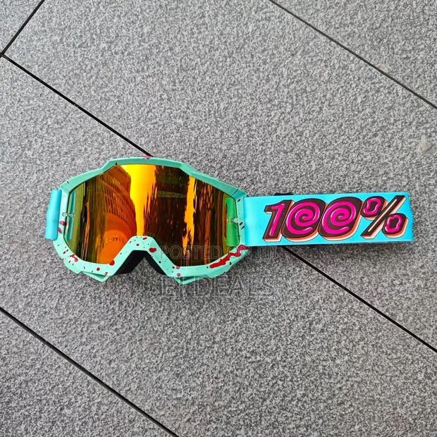 Fashion Goggles With UV Protection · Photo 1