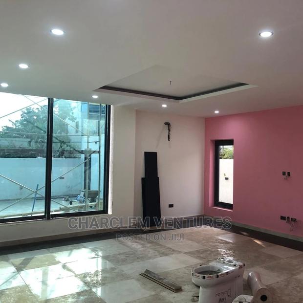 5bdrm Duplex in East Legon for Sale · Photo 4