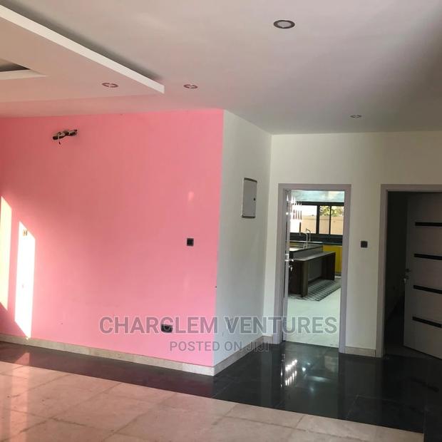 5bdrm Duplex in East Legon for Sale · Photo 5