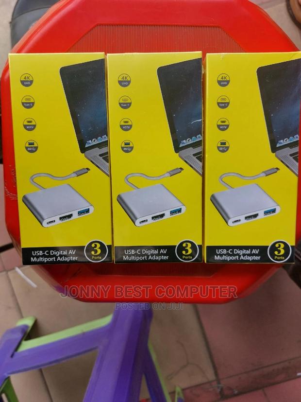 3 Port USB-C HDMI Adapter · Photo 3