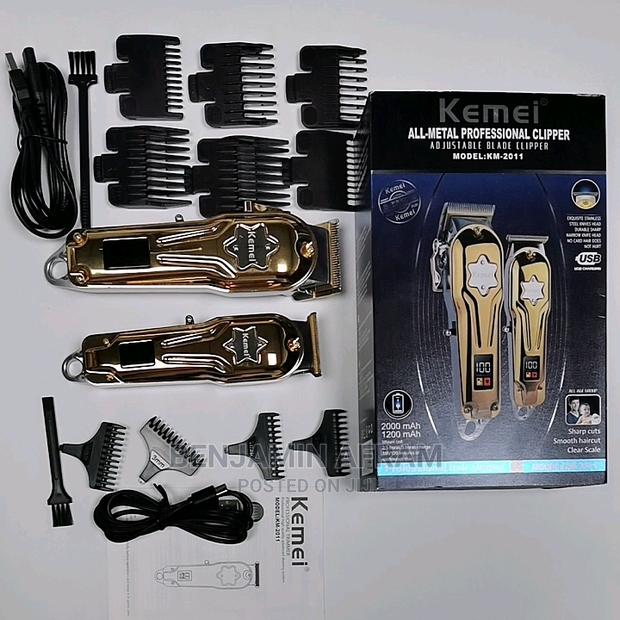 2 in 1 Rechargeable Cordless Barbering Machine and Detailer · Photo 2