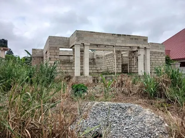 4bdrm House in Alex Otuo Properties, Ejisu-Juaben Municipal for sale · Photo 1