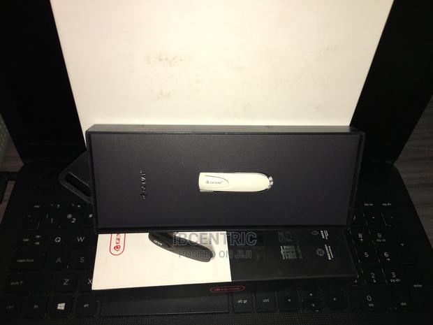 Genai Wireless Headset · Photo 6