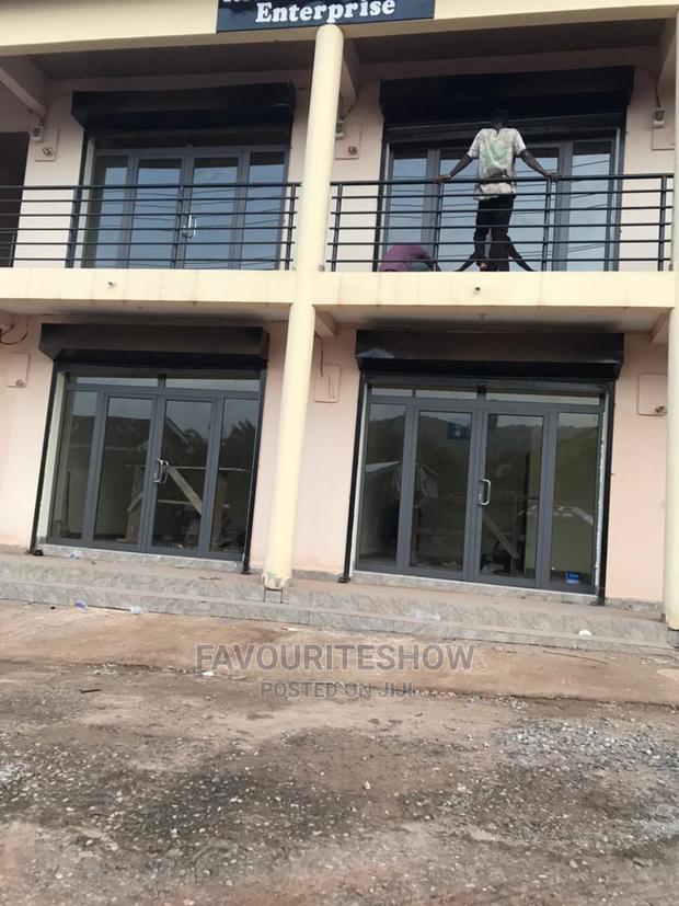 Shop for Rent Abokobi Near the Abokobi Hospital · Photo 5