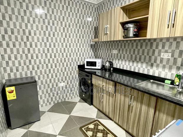 Furnished 1bdrm Apartment in Com.26, Tema Metropolitan for rent · Photo 4