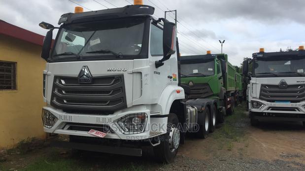 6x4 Howo Tractor Truck · Photo 2