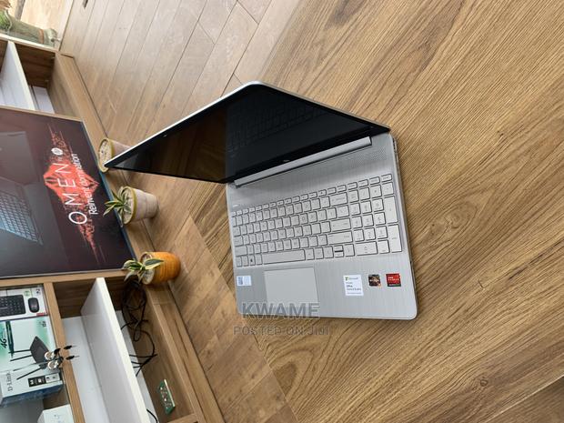 New Laptop HP Pavilion 15 8GB AMD Ryzen SSD 512GB · Photo 1