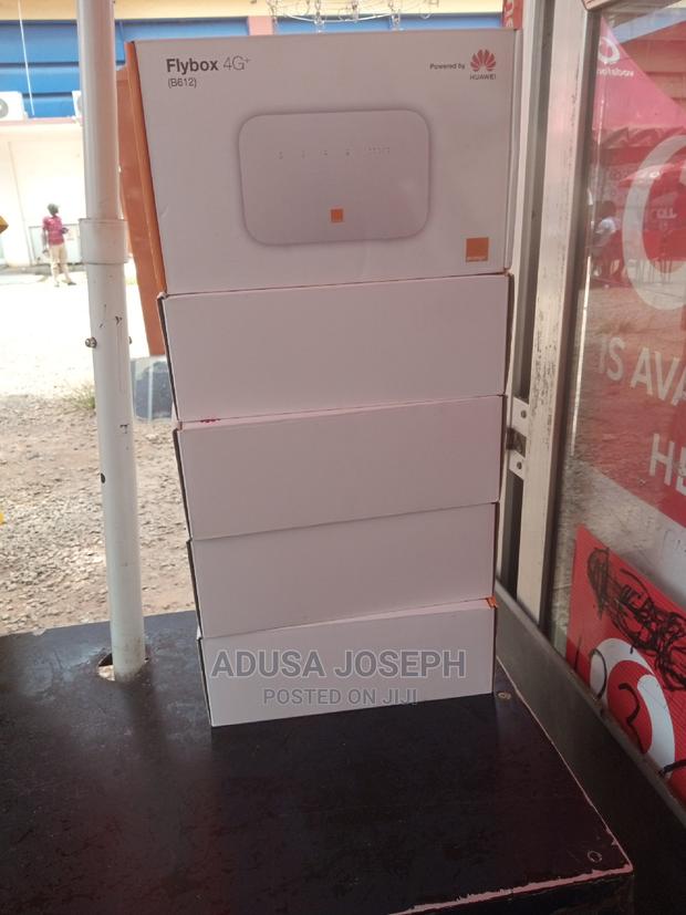 Huawei Orange Router · Photo 2