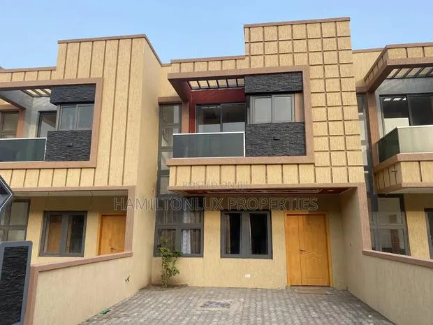 3bdrm Townhouse / Terrace in Adjiringano, School Junction for rent · Photo 1