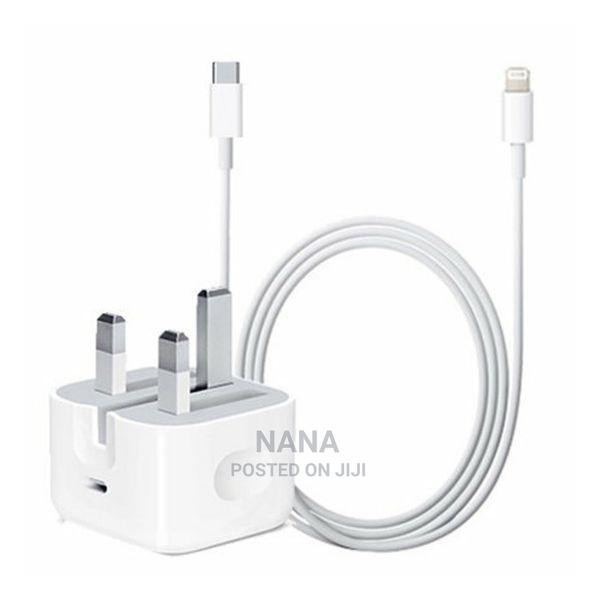 3pin iPhone 6 to 15 Pro Max Fast Charger · Photo 2
