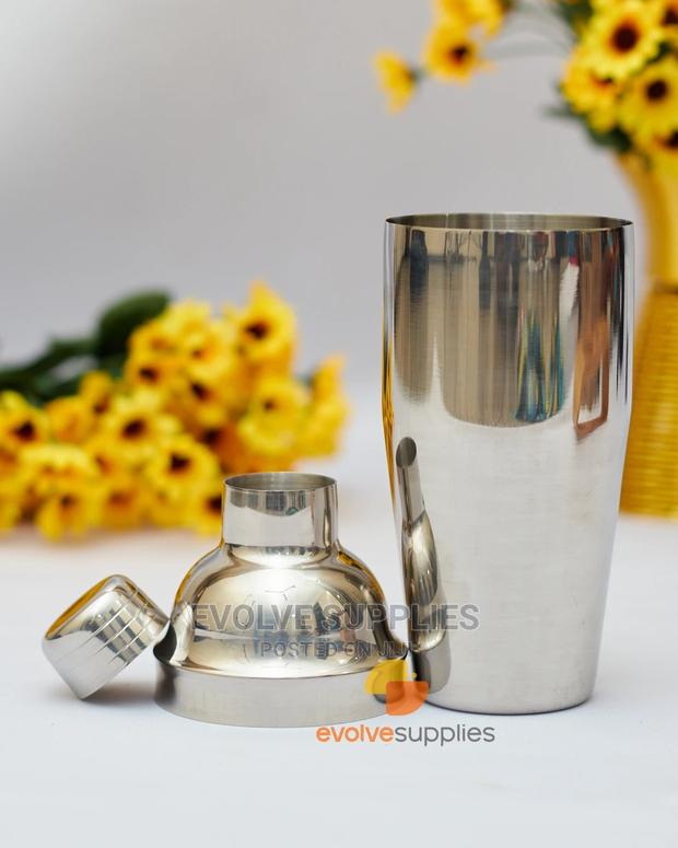 750ml Cocktail Shaker · Photo 3
