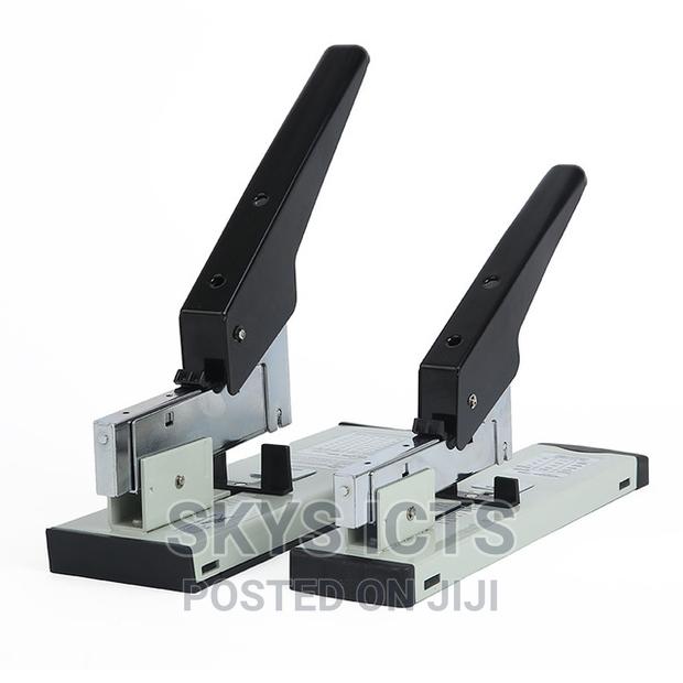 Heavy Duty Stapler(100 Pages) · Photo 1