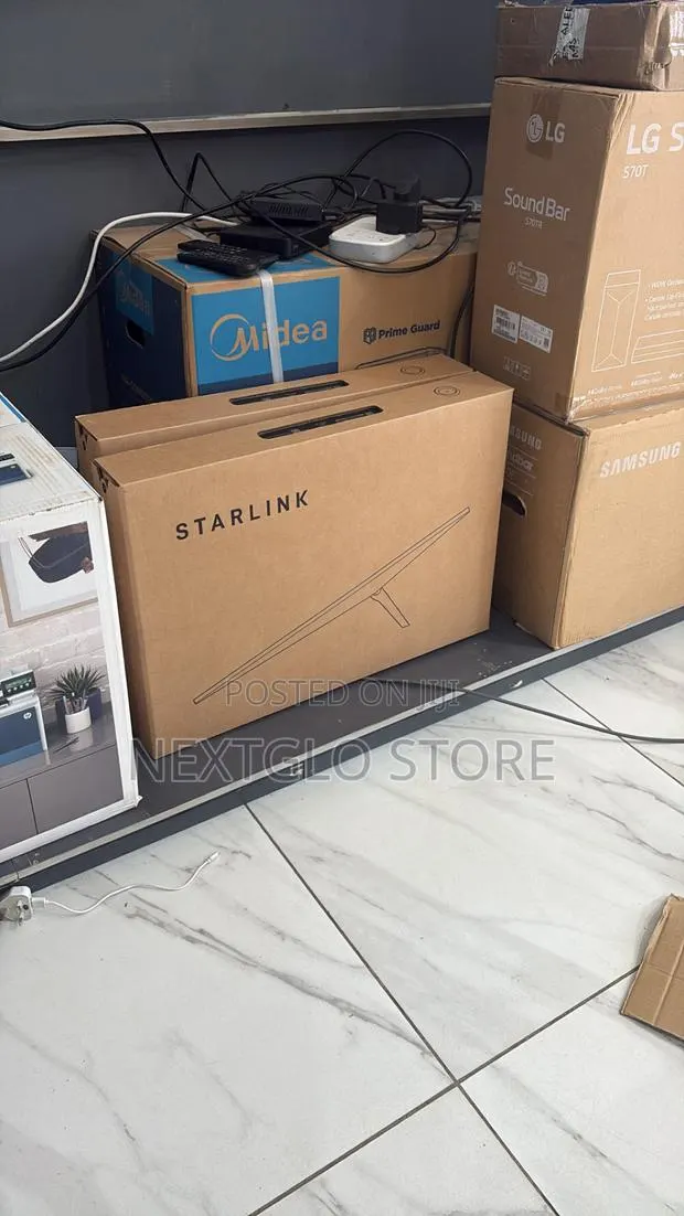 Starlink Kit · Photo 1