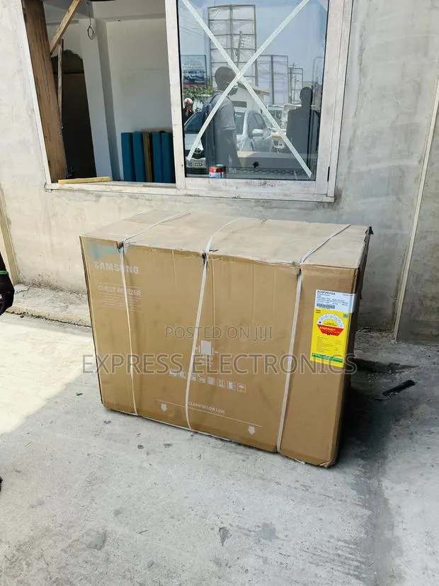 281l Chest Single Door Freezer Samsung · Photo 1