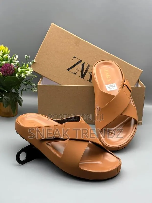 Zara Sandals Suede Brownstone · Photo 1