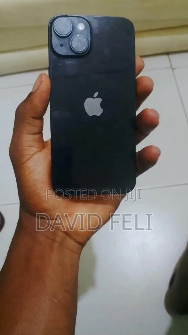Apple iPhone 14 128 GB Gray · Photo 1