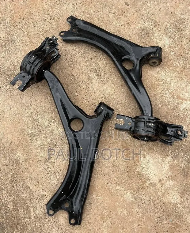 2023 Honda Civic Lower Arms (Pair) · Photo 1