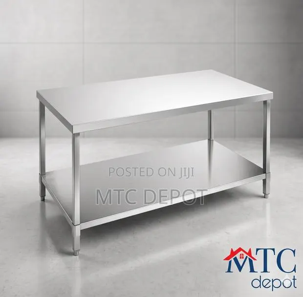 Working Table · Photo 1