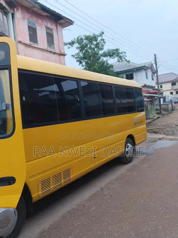 Mini Bus for Rent · Photo 1