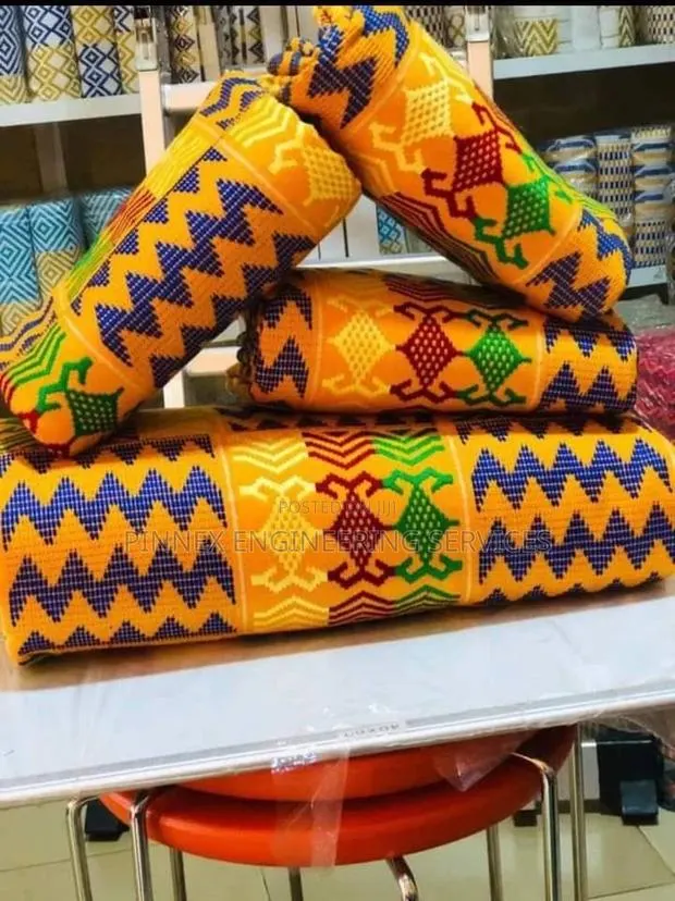 Kente Cloth / Handmade Kente · Photo 1