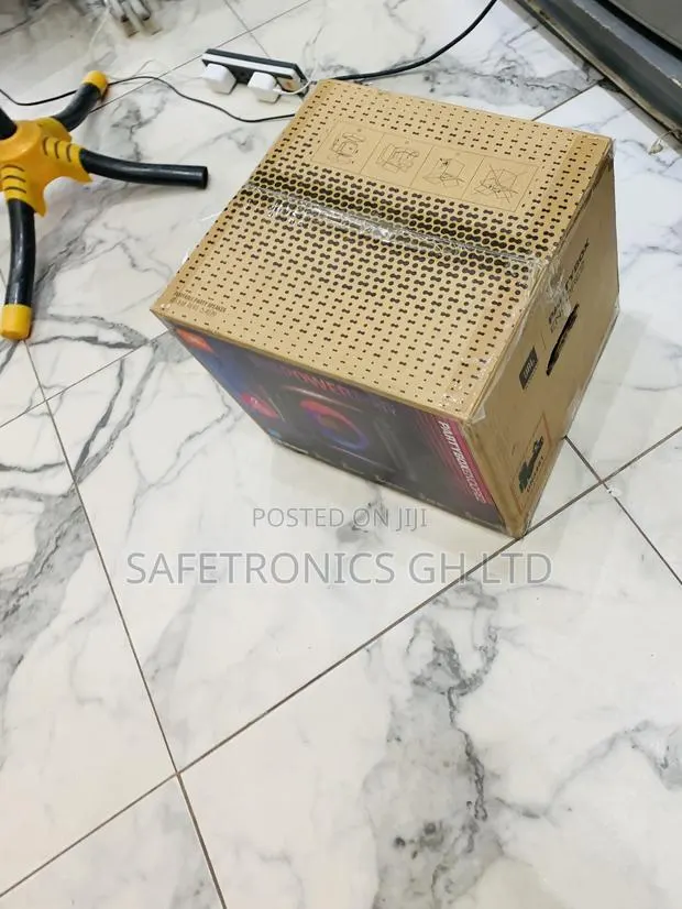 Grab Quality JBL PARTYBOX ENCORE 2 - 2 MICS · Photo 1