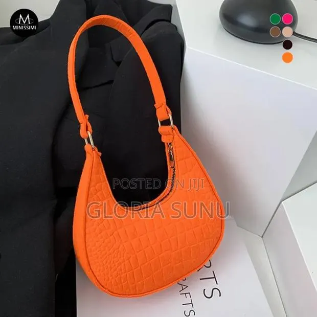 Women's Half Moon Shoulder Bag · Photo 1