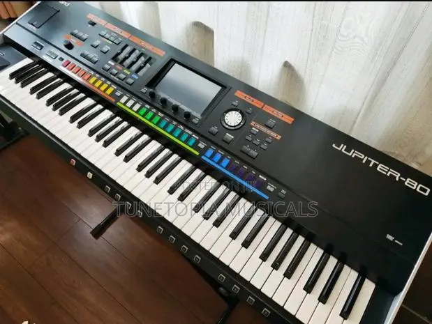 Roland Jupiter-80 Keyboard Synthesizer. · Photo 1