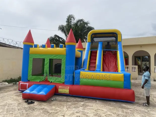 Giant Bouncy Castle · Photo 1