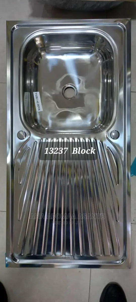 Stainless Kitchen Sink · Photo 1