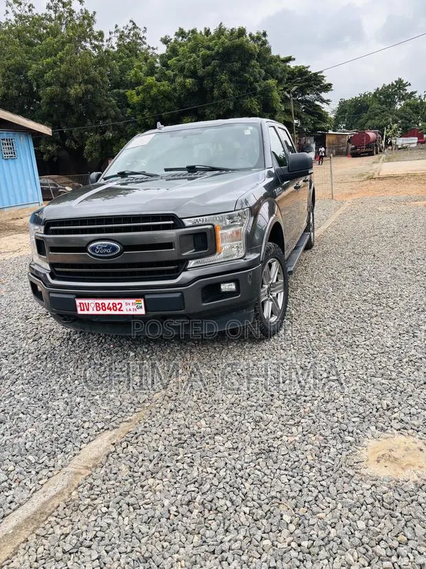 Ford F-150 XLT 4x4 Regular Cab Styleside 6.5 ft. box 122 in. WB 2018 · Photo 1