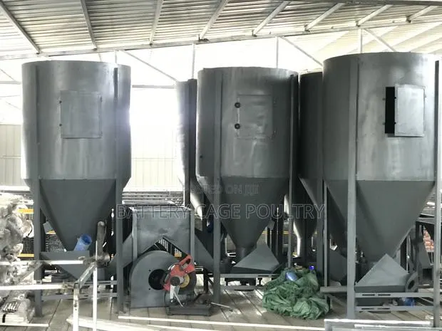Feed Mill Machine for Farm Animals. · Photo 1