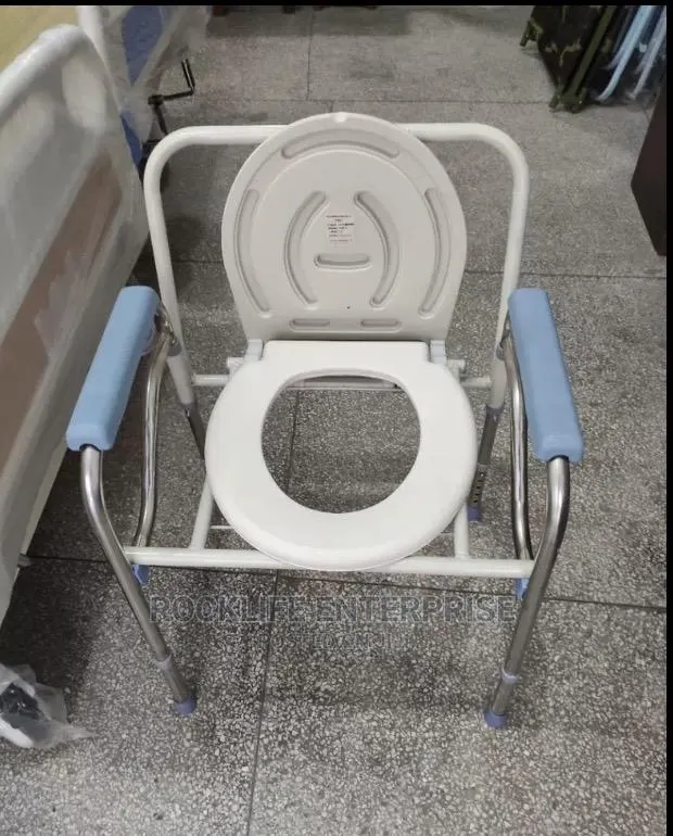 Commode Chair