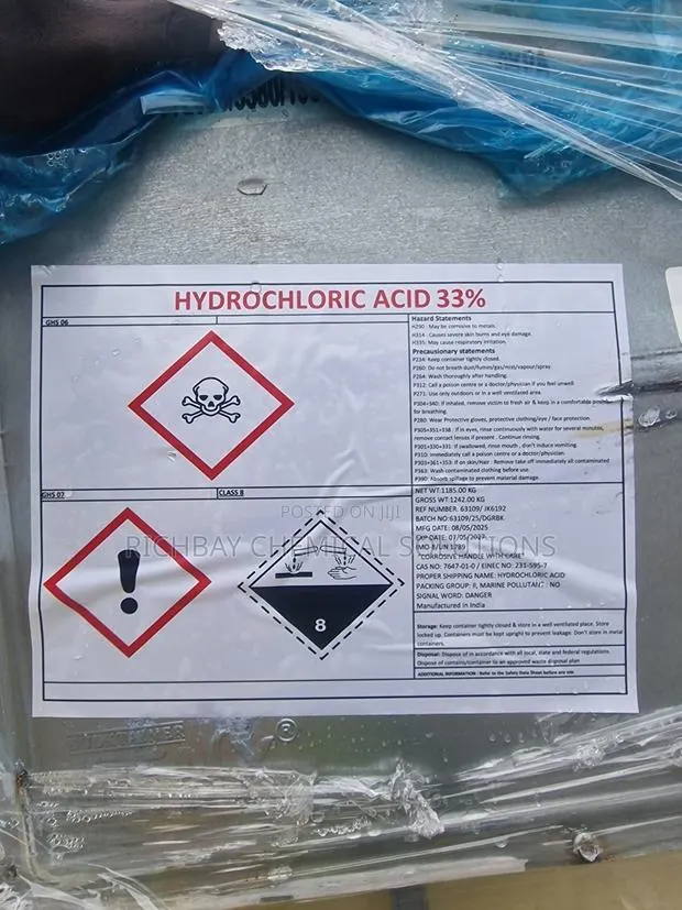 Hydrochloric Acid 30-33% · Photo 1