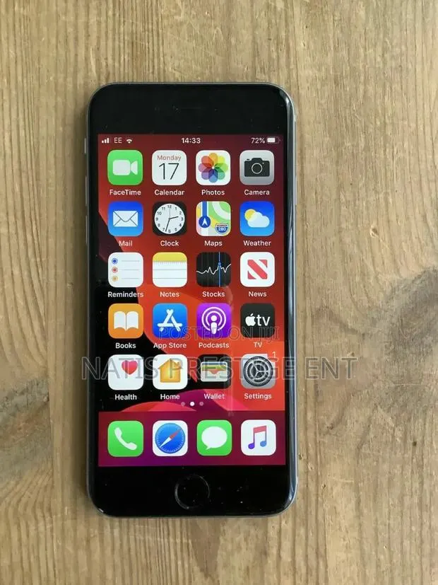 Apple iPhone 6s 128 GB Black · Photo 1