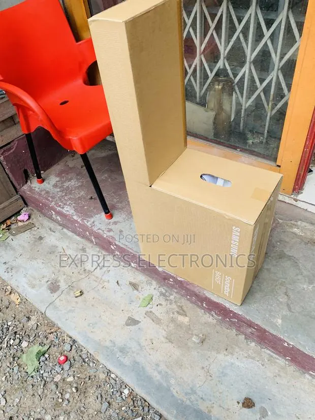 Hot Deals on Samsung B450 Sound System · Photo 1