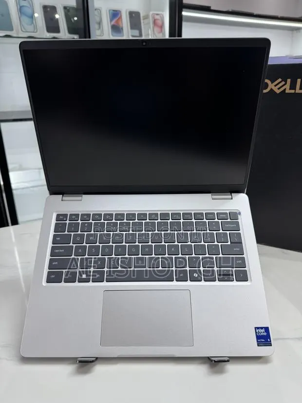 New Laptop Dell Pro 14 Premium 16GB Intel Core Ultra 5 SSD 256GB · Photo 3