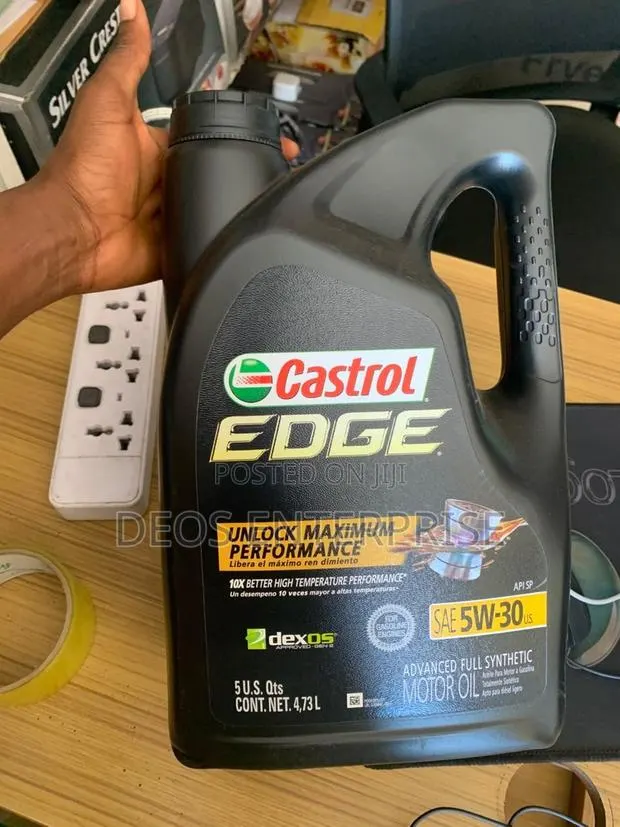 Castrol Edge 5W30 Advanced Oil · Photo 1