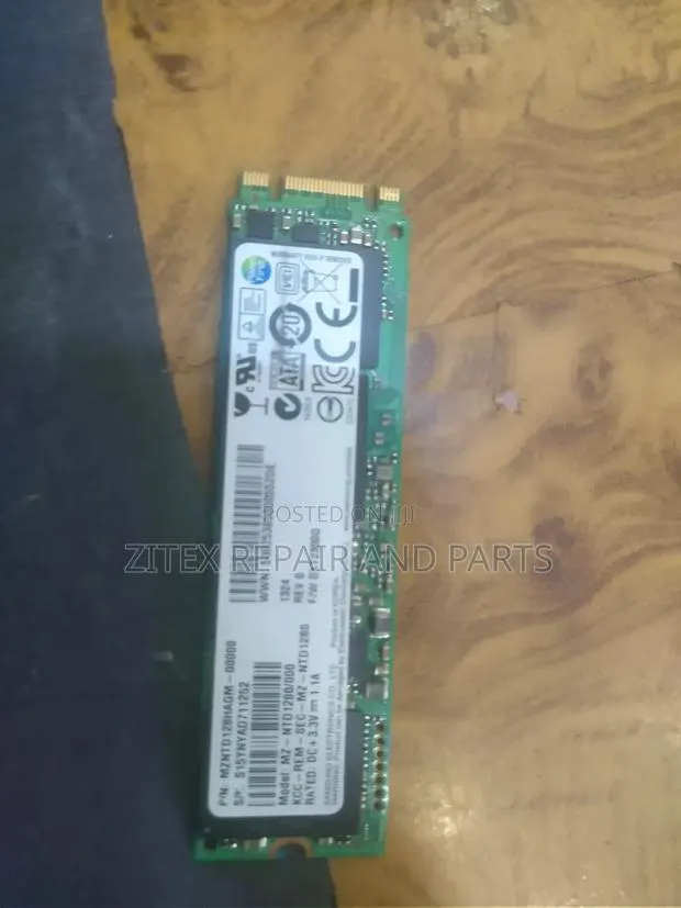 Laptop M.2 SSD 256 · Photo 1